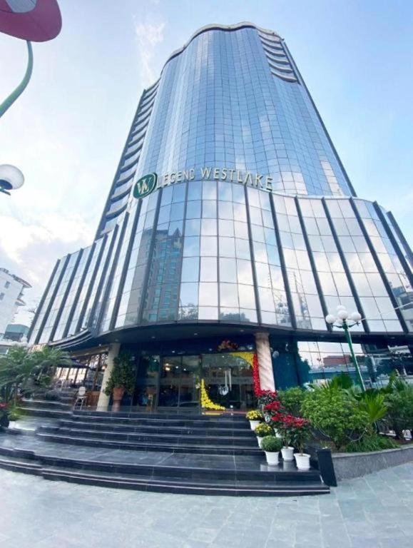 Netland Westlake Legacy Suites Ханой Экстерьер фото